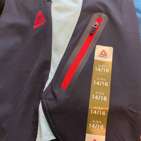 NWT🔖Reebok Boys👦Game Shorts 🩳, Sizes XXL 18 - Picture 4 of 7